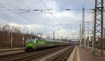 193 827-3 von Flixtrain kommt mit dem FLX30 aus Leipzig-Hbf nach Aachen-Hbf und kommt aus Richtung Köln und rast durch Düren in Richtung Aachen-Hbf.