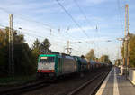 Die Cobra 2838  kommt die Kohlscheider-Rampe hoch aus Richtung Mönchengladbach,Herzogenrath mit einem Kalkleerzug aus Oberhausen-West(D) nach Hermalle-Huy(B) und fährt durch Kohlscheid in