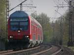 RE10433 nach Dortmund mit Schublok 111 009-7 am Km 20.4, 18.4.10