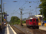 Ein Nachschuss von der 10019 der Centralbahn und kamm als Lokzug aus Aachen-Hbf nach Mönchengladbach-Hbf und fuhr durch Kohlscheid in Richtung Herzogenrath.
Bei Sommerwetter am Nachmittag vom 19.6.2019. 