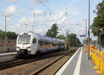 Ein Holländischer Regionalzug aus Maastricht(NL) nach Aachen-Hbf(D) und kommt die Kohlscheider-Rampe hoch aus Richtung Herzogenrath und fährt durch Kohlscheid in Richtung
