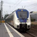 NX 358 von National-Express kommt die Kohlscheider-Rampe hoch aus Richtung Mönchengladbach,Herzogenrath und fährt durch Kohlscheid in Richtung