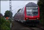 Der Wupper Express (RE4) auf dem Weg nach Aachen von Dortmund kommend.
Aufgenommen wurde das Foto an der ehem. AAnrufschranke zwischen Geilenkirchen und S�ggerath.