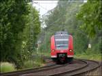 Die Rhein-Niers Bahn unterwegs nach Aachen.