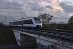 Dienstfahrt, auf der K33 Brücke ist der VT 241 bei Allerheiligen auf dem Weg nach Neuss.