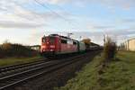 Railpool 151 153-4 kommt mit einem Stahlzug am Haken bei Allerheiligen gen Köln gefahren.