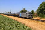 Deutschland 
Lok 6193 806 von Railpool zieht einem Kesselzug in Kaarst Broicherseite.
29/7/2026