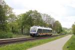 VT 648 423 der NWB ist am 06.05.2015 als RE10 nach Kleve zwischen Kempen und Aldekerk unterwegs.