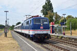 111 130-1 zieht ihren RE44 durch Trompet in Richtung Moers.

Trompet 17.07.2026