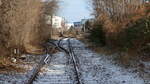 Das Verbindungsgleis zwischen Erfurt Nord und Erfurt Ost am 17.01.2017 am Bahnübergang Richard-Hegelmann-Straße.