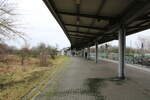 Der Bahnsteig in Halle-Silberhöhe am 02.01.2024.