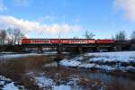 RB 26764, Zwickau-Leipzig Hbf, berquert die Pleie zwischen Kotteritz und Mnsa, 17.02.09