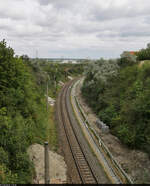 VDE 8 Komplexmaßnahme Halle Rosengarten–Angersdorf  ▶ Standort: Angersdorf, Brücke Salzstraße    Auch das Gütergleis vom Bahnhof Angersdorf zum Kraftwerk Schkopau