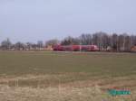 Eine Unbekannte 143er mit RB nach Dresden Hbf bei der Einfahrt in Mosel bei Zwickau.13.03.2011