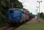 140 857-4 (Blau) und 140 853-3 (Rot), beide fahren für die EGP, kommen am 16.07.2014 mit den 69340 durch Zwickau-Pölbitz gefahren, seine Reise endet am VW-Werk in Mosel. Interessanterweise kam an jenen Tag dieser Zug mit zwei 140er was eigentlich unüblich ist da normalerweise nur eine Maschine zum Einsatz kommt.

Von den 69340 gibt es auch ein Video, wer mag kann es sich auf den folgenden Link anschauen: http://www.bahnvideos.eu/video/Deutschland~Strecken~KBS+510/19616/140-857-4-blau-und-140-853-3.html