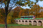 Der Citylink 431 der Chemnitzbahn Linie C15 auf dem Zschopautal-Viadukt in Braunsdorf. 03.11.2021 