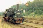 Bilder aus dem Schuhkarton auf bestem ORWO-Color. Anläßlich einer Lokomotivausstellung zum 125jährigen Bestehen der Eisenbahnstrecke Annaberg-Flöha am 6.Juli 1991 im Bahnhof Zschopau, war auch 89 6009 zu bestaunen, die zu Führerstandsmitfahrten einlud. 