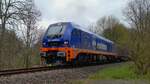 Am 11.4.23 fuhr 159 555 von Raildox mit einem leeren Holzzug nach Zschopau, hier am Einfahrtssignal in Hennersdorf (Sachs).