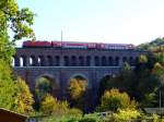 Ein Zug der RB Riesa-Chemnitz am 25.10.2006 auf dem Heiligenborner Viadukt