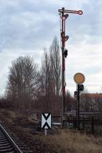 Bf Wolks, Einfsig A, Durchfvsig Vf, immerhin schon mit LED-Laternen. Fr ein Lichtsignal lag das Kabel seit 1990, gebaut wurde es nicht mehr.