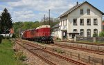 Im Bahnhof Markersbach gab es einen Fotohalt, 17.05.2012.