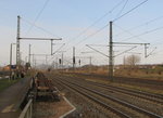 Der planmäßig nicht mehr genutzte Bahnsteig 4, am 02.04.2016 in Neudietendorf mit Blick in Richtung Eisenach.