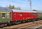 MITROPA Buffetwagen auf Reko-Wagen-Basis mit der Bezeichnung  WRge  (56 80 8811 001-6 D-WFL), eingereiht in einem Sonderzug mit 232 535-5 (132 535-6) zum Thüringer Eisenbahnverein Weimar und