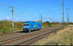 223 052-2 (253 015-8 | Siemens ER20), mit Werbung f�r den  Rasenden Roland , brummt solo aus dem Bahnhof Gro�korbetha Richtung Wei�enfels.