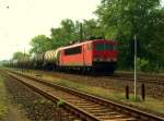 DB 155 151-4 mit Kesselwagen Richtung Gro�korbetha in Naumburg (Saale); 01.05.2009