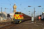 Mit dem Kohlependel 61569 nach W�hlitz am Haken durchf�hrt Lok 212 der MEG den Bahnhof Merseburg.