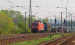 DB Cargo 152 034-5 mit einem gemischten G�terzug Richtung Gro�heringen, in Naumburg (S); 20.04.2011
