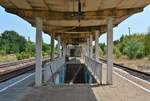 Blick über den stark verkürzten Bahnsteig in Braunsbedra.

Braunsbedra 07.08.2018