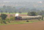 Die 41 1144-9 der IGE Werrabahn-Eisenach mit dem RE 16197  Rotkppchen-Express II  von Eisenach nach Freyburg (U) und weiter zur Abstellung nach Karsdorf, am 05.10.2013 im Unstruttal bei Kleinjena.