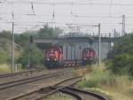 Am 11.07.2014 passierte die DB 261 065-7 mit dem EK 55201 von K�lleda nach Erfurt Gbf die auf die Fahrt in den Anschluss der Firma Lange & Co GmbH wartende 261 093-9 und gr��te freundlich.
