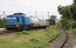 PRESS 204 033-9 (92 80 1202 817-3 D-PRESS) am Zugschluss mit einem Unkrautspritzzug der Firma Certis Belchim B.V. Richtung Erfurt Gbf, am 07.07.2026 in Erfurt Ost. Standort ist am Bahn�bergang.