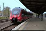 Fahrzeugwechsel auf der S7: Drei gebrauchte Hamster aus dem Rheinland...
442 602 (Bombardier Talent 2) der S-Bahn Mitteldeutschland (DB Regio Südost), noch mit RSX-Beklebung, als S 37721 (S7) von Halle-Nietleben nach Halle(Saale)Hbf Gl. 13a verlässt den Hp Halle-Silberhöhe auf der Bahnstrecke Halle–Hann. Münden (KBS 590). [14.4.2018 | 9:33 Uhr]