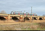 9442 ??? (Bombardier Talent 2) von Abellio Rail Mitteldeutschland als RE 74730 (RE19) von Halle(Saale)Hbf Gl. 13a nach Leinefelde überquert die Saaleaue bei Angersdorf auf der Bahnstrecke Halle–Hann. Münden (KBS 590).
Wie man sieht, wurden ein paar Bäume entlang der Strecke in ihrer Länge gekürzt, sodass sich eine bessere Sicht auf die Brücke ergibt.
[8.2.2019 | 16:12 Uhr]