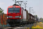Mit Containern der Bertschi AG wurde 193 338-1  #DBCargofährt  auf dem Verbindungsgleis in Halle Rosengarten Richtung Halle-Ammendorf gesehen.