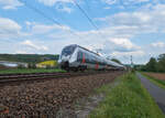9 442 610 von Abellio war am 12.05.2023 mit einem weiteren Talent 2 als RE 9 auf dem Weg von Halle nach Kassel. Gerade wurde der Bahnhof Uder durchfahren.