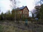 Der ehemalige Bahnhof Hirschberg/Saale liegt seit einigen Jahren im Dornrschen- Schlaf.