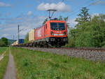 Einmal in der Woche schickt die Brauerei Warsteiner einen Containerzug von Warstein nach M�nchen, der haupts�chlich Bier transportiert.