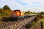 BBL Logistik Vossloh DE18 (4185 146-2) mit Schwellenzug in Nieder-M�rlen an der Main Weser Bahn am 16.10.26