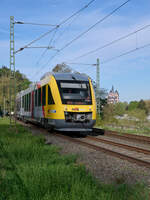 VT 292 war am 25.04.2026 als RB 15041 von Limburg nach Gießen unterwegs. Gerade hat der Triebwagen Limburg verlassen und sich auf den Weg nach Gießen gemacht.