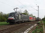 MRCE/Dispolok Siemens Taurus ES 64 U2-022 (182 522) am 05.04.17 bei Hanau West mit einen KLV