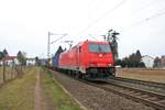 Ecco-Rail 185 631-9 mit einen Containerzug bei Hanau West am 02.03.19