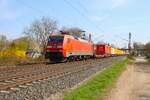 DB Cargo Siemens 152 120-1 mit DHL Zug in Maintal Ost am 19.03.26