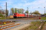 DB Cargo Bombardier Traxx 185 346-4 mit Autotransportzug in Kahl am Main am 09.04.26 