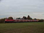 DB Regio N-Wagen Zug mit 143 xxx-x als RB 55 bei Frankfurt Mainkur am 06.11.15