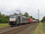 MRCE/Dispolok 185 571-7 mit KLV am 20.09.16 bei Hanau West.