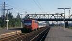  Wiesbaden-City  mit 141 230 und 141 179 am Zugschluß in Wiesbaden-Ost (Mai 1992).